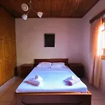 Holiday home Meraki House *